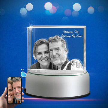 3D Crystal Pictures Cube for 1-4 Portrait (Medium)