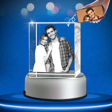 3D Crystal Photo Cube for 1-3 Portrait (Medium)